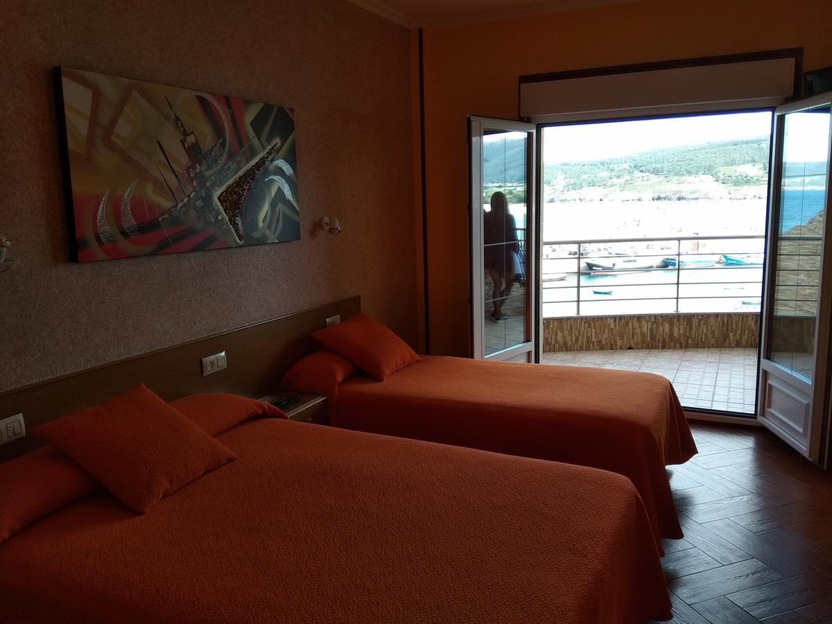 Hostal Residencia Bahia ลาเซ ภายนอก รูปภาพ