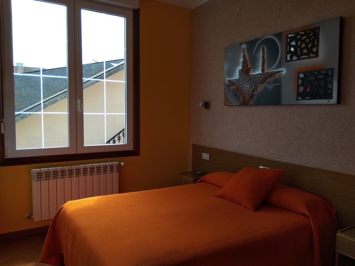 Hostal Residencia Bahia ลาเซ ภายนอก รูปภาพ